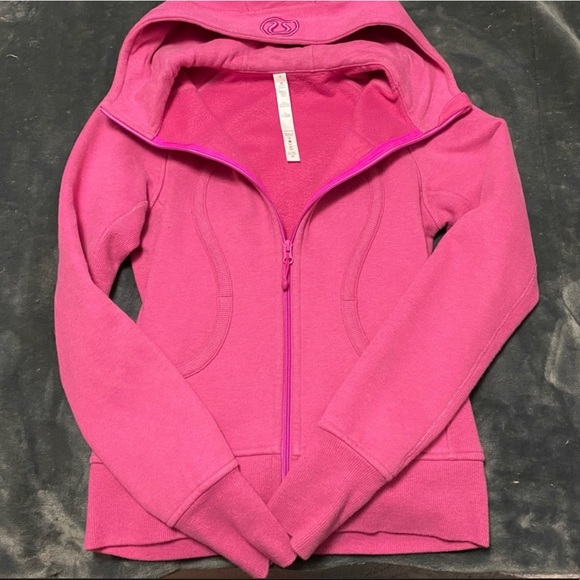 Pink Lululemon zip up hoodie size 6 - Picture 2 of 2